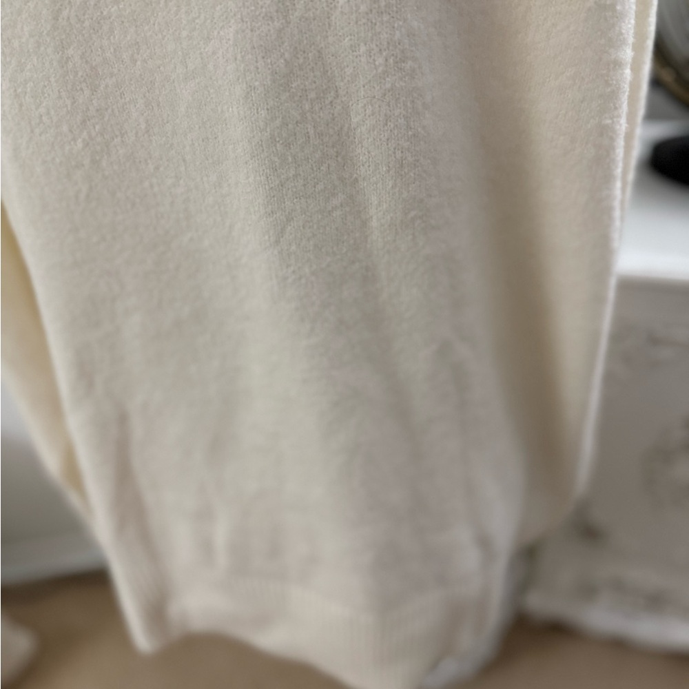 Aerie Cream Oversized Sweater - Picture 10 of 10